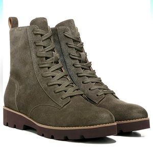 VIONIC LIKE NEW Lani Suede boots| 7